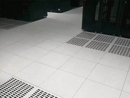 工程監(jiān)理對深基坑樁基施工控制要點(diǎn)的探討